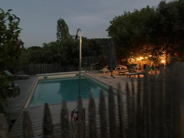 Les Joncas 度假居